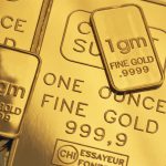 Gold edges lower on upbeat U.S. data