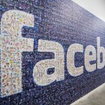 Facebook share price down, suffers global outage