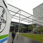 Bayer AG’s share price up, posts a first-quarter net profit increase and confirms full-year forecasts, considers plastics unit sale
