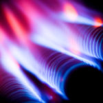 Natural gas trading outlook: futures extend drop on forecasts for comfortable weather