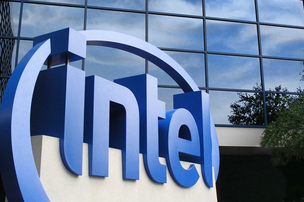 Intel share price down, sees lower first-quarter sales