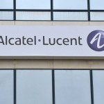 Alcatel-Lucent share price up, sees positive free cash flow in 2015