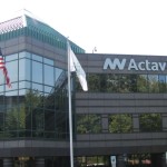 Actavis share price down,  sees higher earnings in 2015