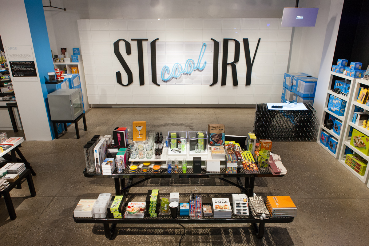 Macy’s shares gain for a second straight session on Thursday, company