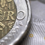 Forex Market: EUR/GBP steadies near the 0.8900 mark as investors look for more clues on EU-UK trade talk progress