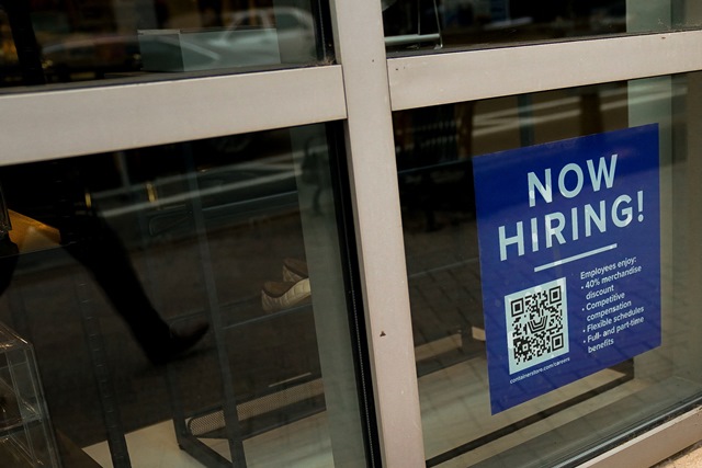 美国私营部门12月份新增就业超出预期