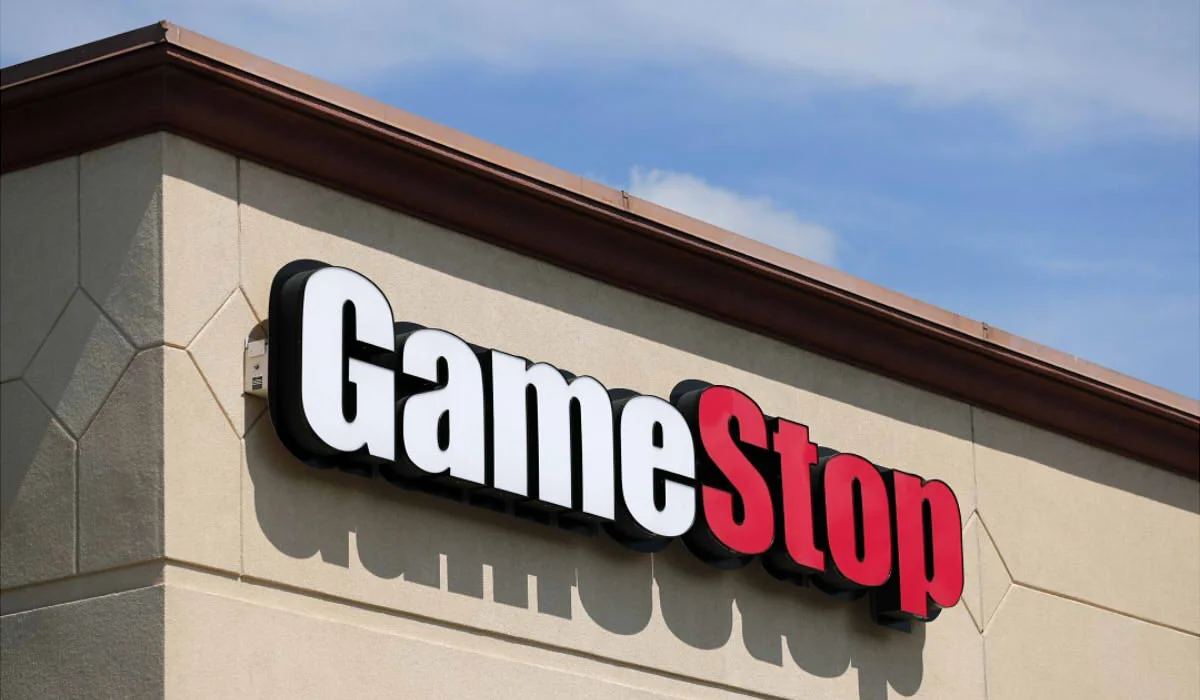 GameStop Shares Soar 15% to $29, Bitcoin Reserve Announcement Ignites Rally  GameStop Shares Soar 15% to $29, Bitcoin Reserve Announcement Ignites Rally
