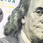 Dollar Trades Sideways as Market Focus Shifts to Upcoming Fed Decision