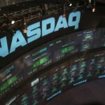 Nasdaq Futures Stabilize in Core Range After Sharp Reversal From Resistance