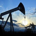 Crude Oil Holds Steady as Markets Weigh Geopolitical Risks and Peace Talk Setbacks