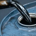 Crude Falls as U.S. Eases Venezuela Oil Sanctions