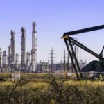 Energy Markets Pause as Oil Rally Cools and Natural Gas Finds Support