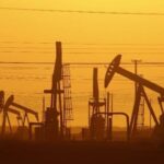 Crude Oil Pulls Back as U.S.–Iran Talks Reduce Supply Risk