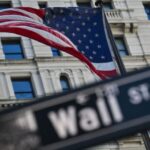 U.S. Stocks Slip as Tech Pullback Halts Rally