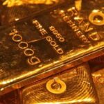 Gold Holds as Oil Shock Reshapes Global Rate Expectations