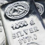 Silver Rises Above $73 as Markets Eye US‑Iran De‑escalation