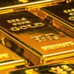 Gold Slumps as Inflation Fears Eclipse Safe-Haven Appeal