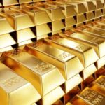 Gold Slides Toward Two-Week Low as Dollar Strengthens