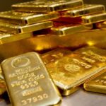 Gold Falls Below $4,600 as Stronger Dollar Weighs