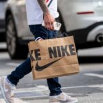 RBC Cuts Nike to Sector Perform on Weak Turnaround