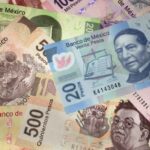 Mexican Peso Pressured as Dollar Strengthens, Rates Shift