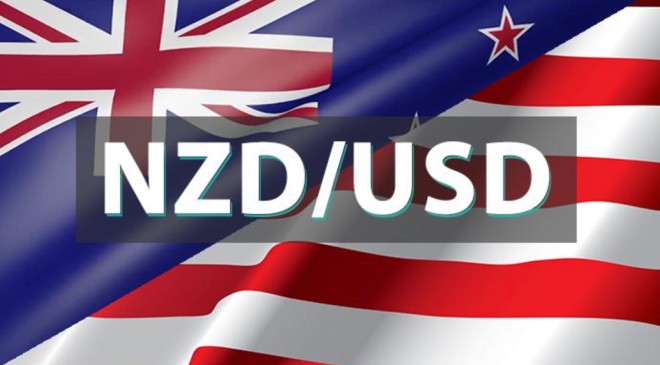 Kiwi Slips as Geopolitical Risk Offset Services Rebound