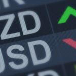 Kiwi Holds Gains as Soft U.S. Jobs Outlook Supports NZD