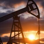 Oil Advances as Disruptions Fuel Supply Fears