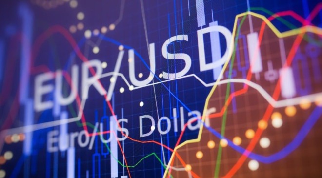 EUR/USD Slips Toward 1.1500 on Dollar Strength
