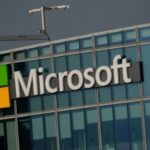Microsoft Slips as Technical Barriers Keep Bears in Control