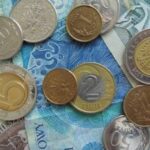 Polish Inflation Hits Target, Rate Cut Bets Rise