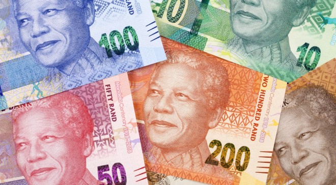 Data Rand Gains as Gold Prices Offset Weak Factory Data