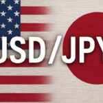 Yen Eases as Mideast Tensions Rise, Tokyo Stands By