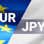 EUR/JPY Hovers Near Support as Bearish Tone Deepens