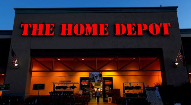 Home Depot vs. Lowe’s: Valuation & Dividends