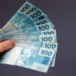 Real Slides as Election and Fiscal Concerns Intensify
