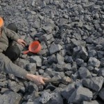 Iron ore falls amid lower demand